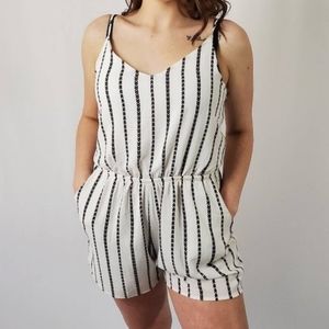 one clothing size large romper